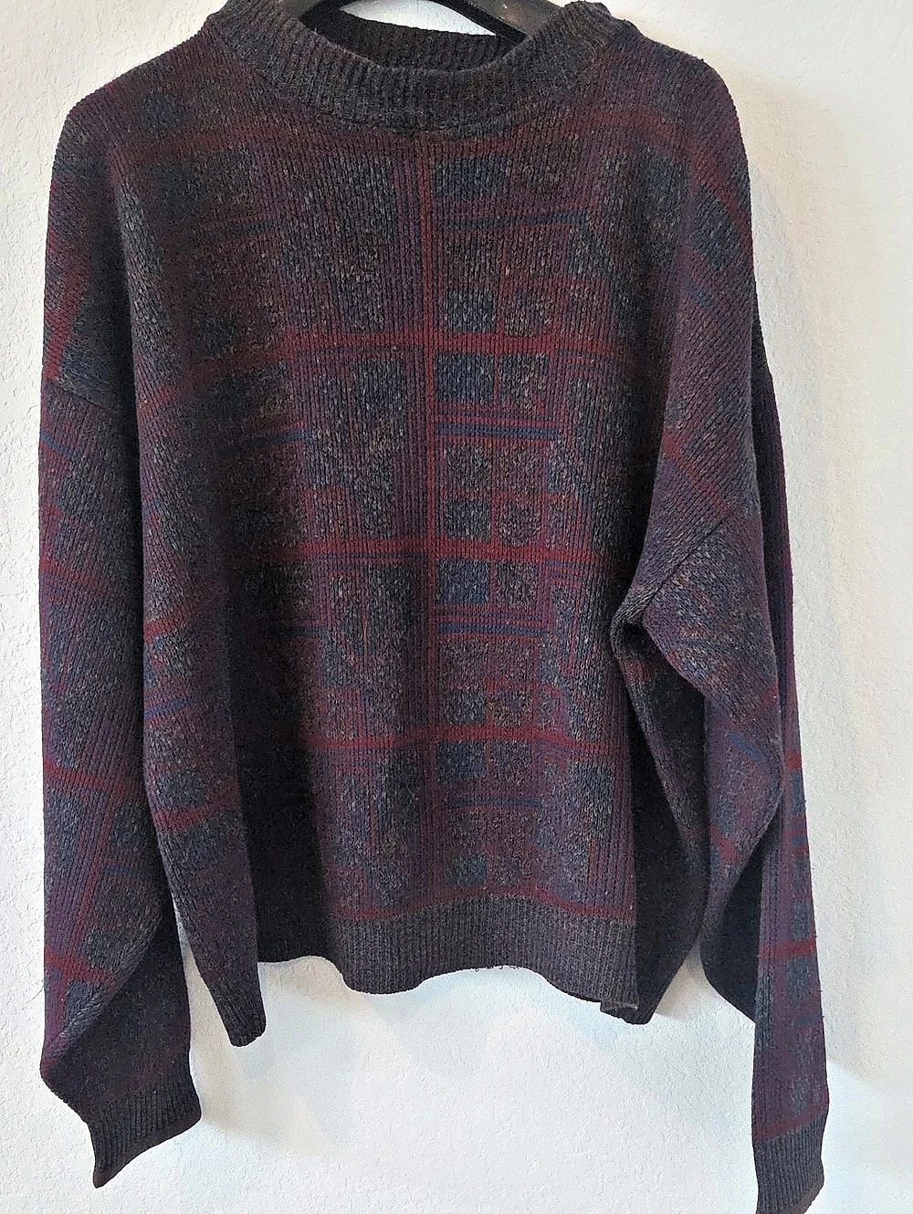 Men's Geometric Crewneck Sweater in Black & Red Prep Vintage Dadcore Earthtone
